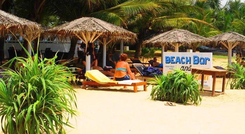 Lanka Beach Hotel Ettukala Экстерьер фото
