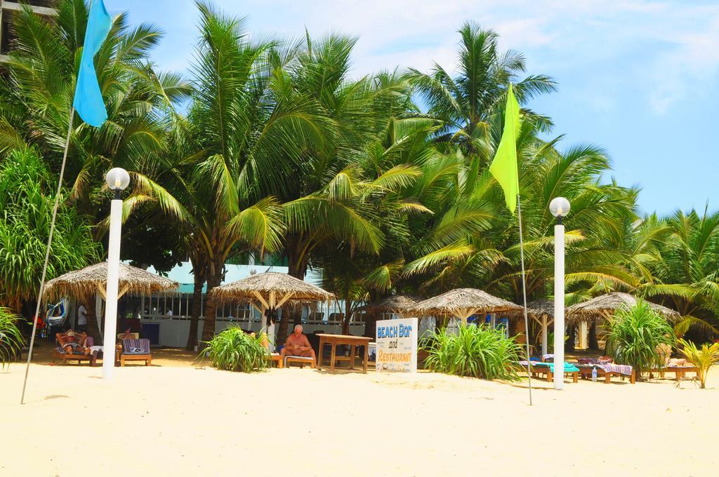 Lanka Beach Hotel Ettukala Экстерьер фото