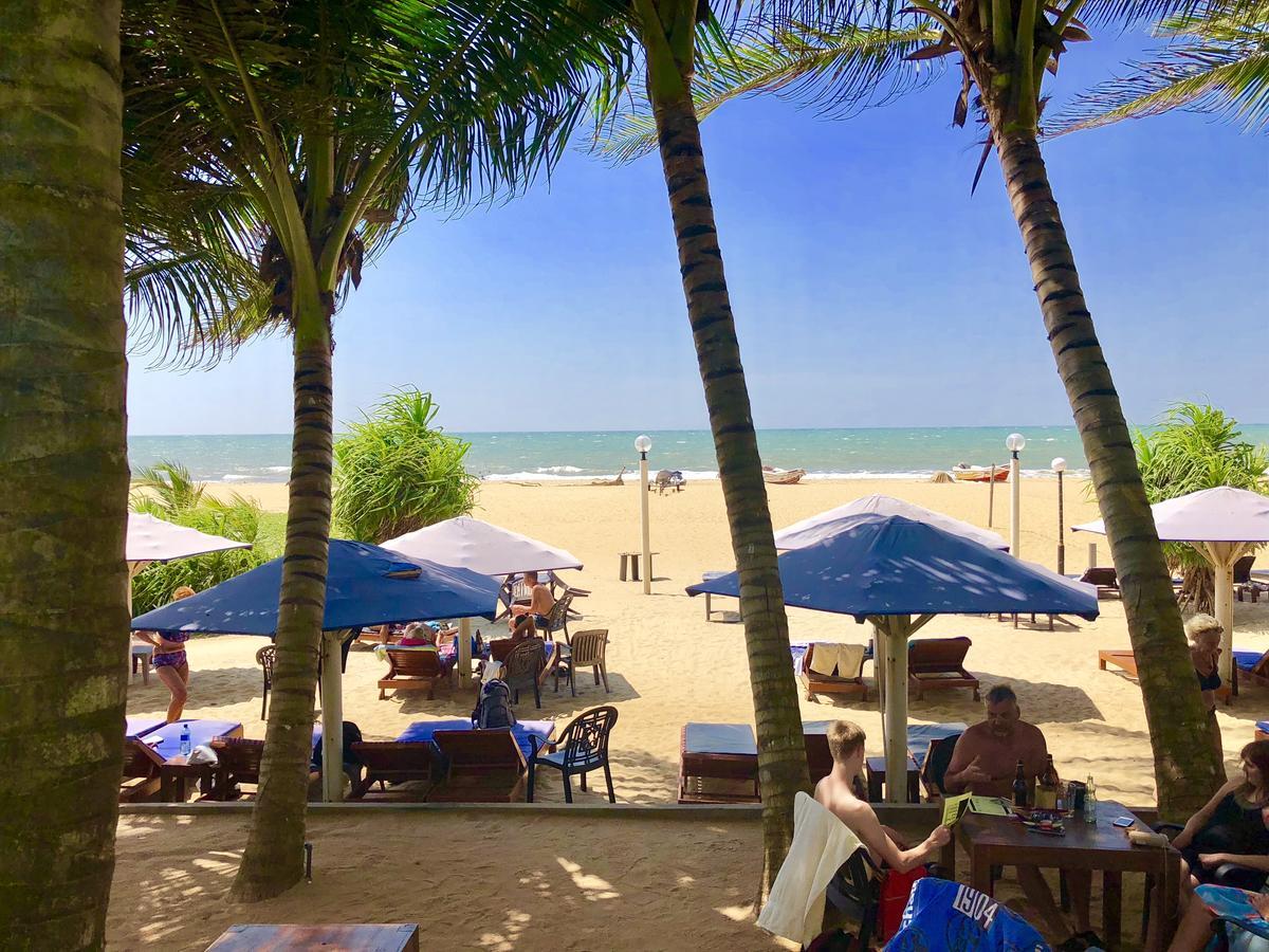 Lanka Beach Hotel Ettukala Экстерьер фото
