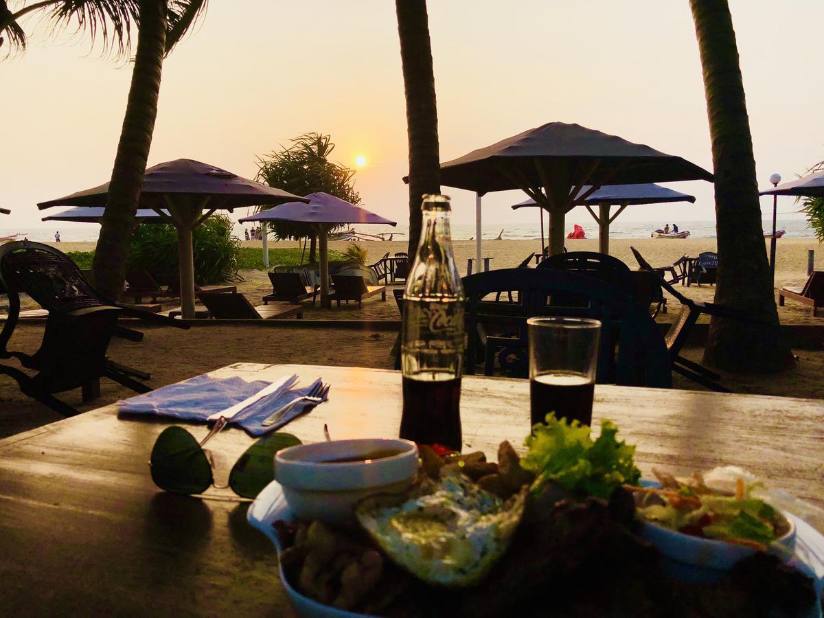 Lanka Beach Hotel Ettukala Экстерьер фото