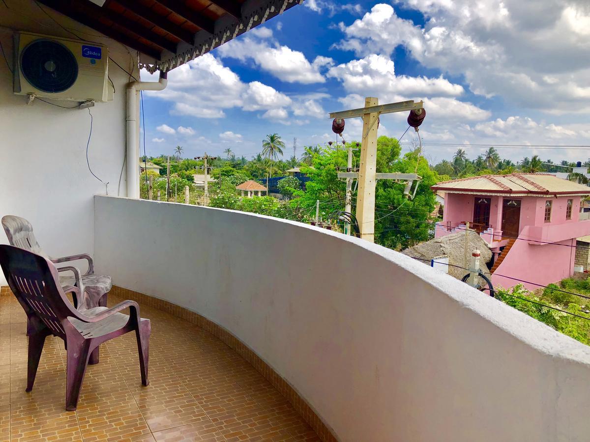 Lanka Beach Hotel Ettukala Экстерьер фото