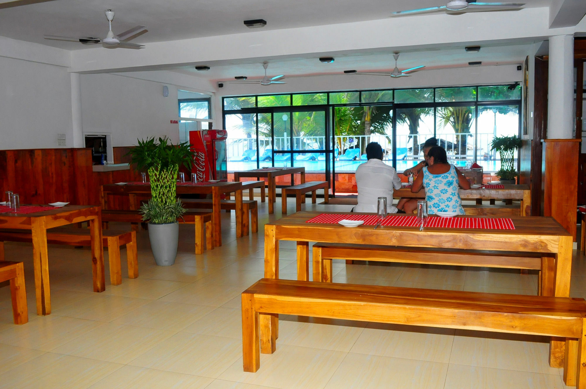 Lanka Beach Hotel Ettukala Экстерьер фото