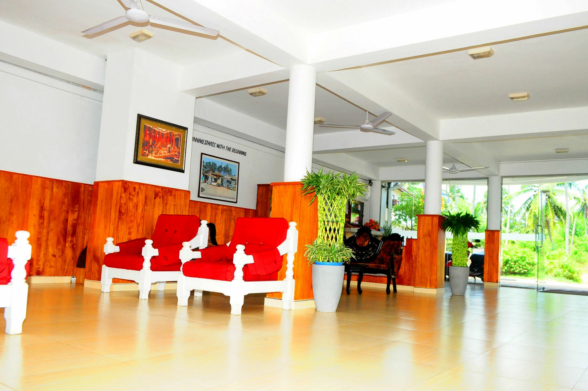 Lanka Beach Hotel Ettukala Экстерьер фото